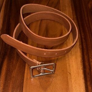 GAP Woman’s Tan Leather Belt